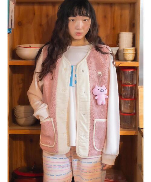 BETTY'S BLUE（ベティーズブルー） エイミーちゃん ぬいぐるみチャーム