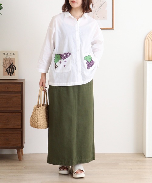 ブラウス シャツ EMAGO ぶどう刺繍シャツ レディース Emago ブラウス シャツ EMAGO ぶどう刺繍シャツ レディース