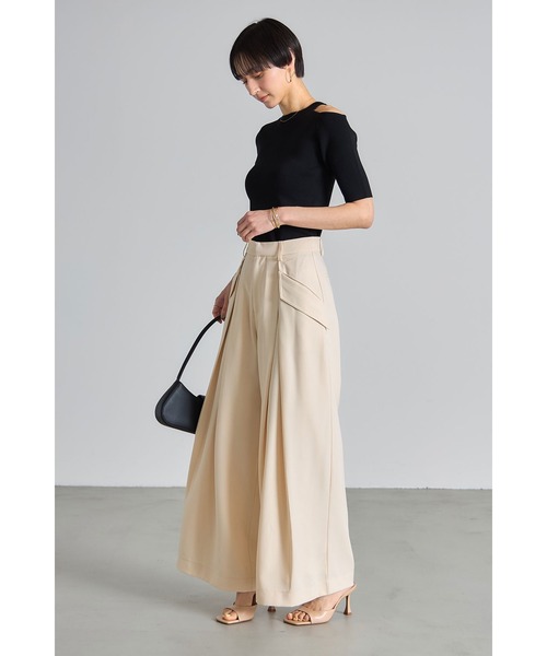 &. NOSTALGIA（ノスタルジア） パンツ フラップ付きタックワイドパンツ