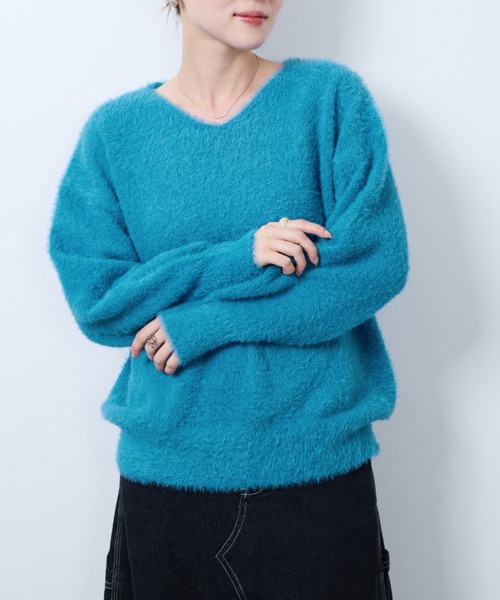 NAVY ニット セーター ふわふわ柔らかな肌さわりのフェザーヤーンV