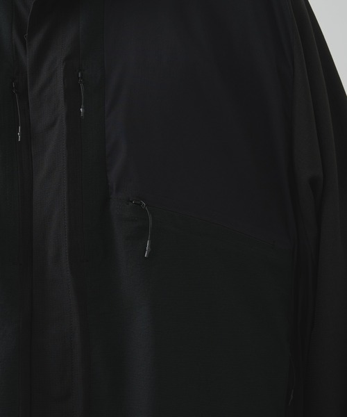 シャツ 「White Mountaineering / ホワイトマウンテニアリング」MULTI POCKET SHIRT メンズの画像