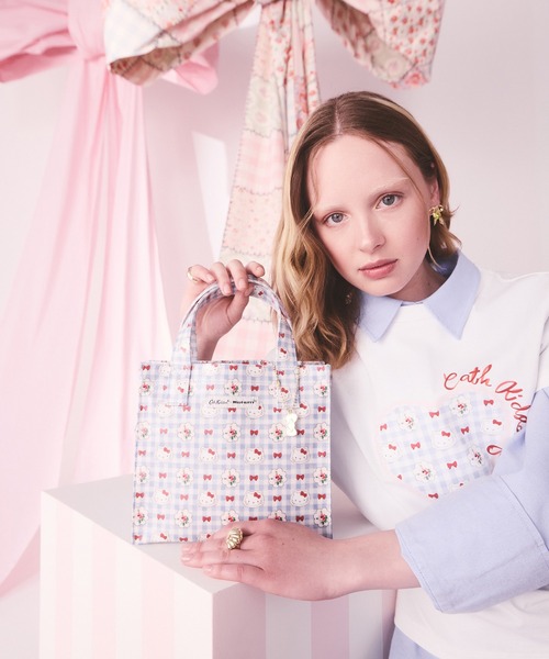 キャスキッドソン　ハローキティ　スモールブックバッグ Cath Kidston（キャス・キッドソン） ハンドバッグ × Hello Kitty