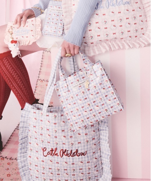 Cath Kidston（キャス・キッドソン） ハンドバッグ × Hello Kitty