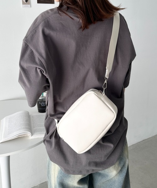 ショルダーボディバッグ Amazon.co.jp: [フェンディ]ボディバッグ フェンディネス バック