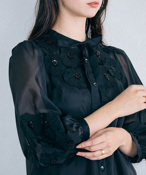 Audie a Muses（オーディア ミューズ） ブラウス シャツ 「人気のため