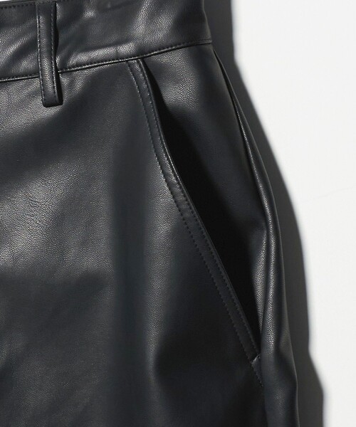 BEAUTY&YOUTH UNITED ARROWS パンツ レザーライク ハーフパンツ BEAUTY&YOUTH UNITED ARROWS パンツ レザーライク ハーフパンツ