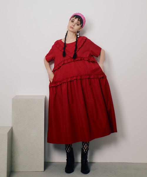 Manuheali'i の半袖ワンピース　赤 Manuheali'i の半袖ワンピース 赤 - メルカリ