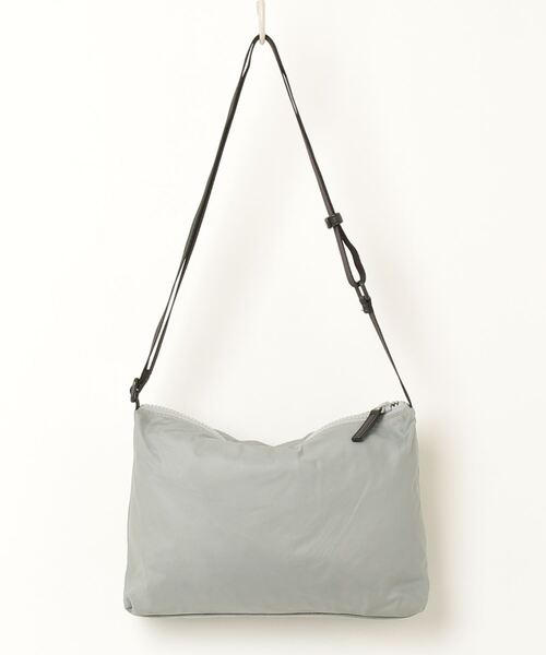 【美品✨】現行モデル　グレー　アニエスベー　ショルダーバッグ agnes b.（アニエスベー） ショルダーバッグ - グレー メンズ