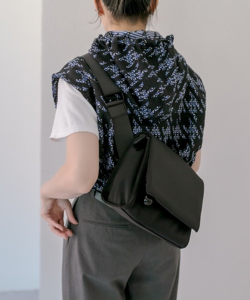 ear PAPILLONNER（イア パピヨネ） ショルダーバッグ FREE ブラック