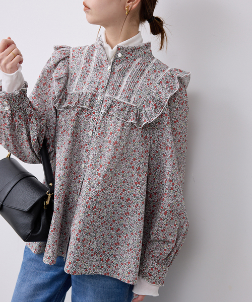 SLOBE IENA - スローブイエナ Petit Flower プリントフリルブラウス F レディース ブラック/黒【中古】【新入荷】 ● SLOBE IENA（スローブイエナ） ブラウス シャツ Petit Flower フリル