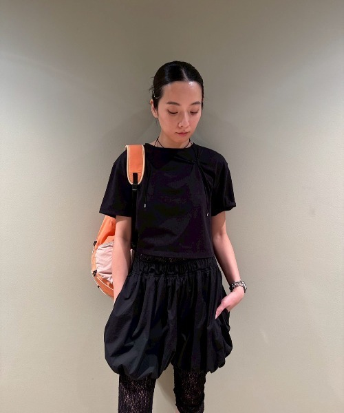 新品 emmi エミ　ギャザー　接触冷感　UV　トップス　チュニック　ドルマンT emmi エミ ウェア ルーズニットプルオーバー 13wnt261064 レディース