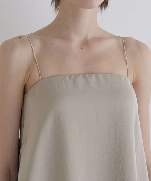 LE PHIL（ル フィル） カップ付き キャミソール ダブルサテンカップ