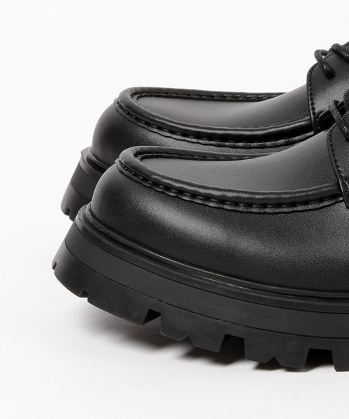 「HARE」 シューズ MEDIUM 黒いこと メンズ