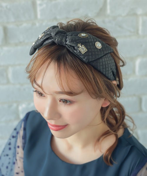 Tika（ティカ） カチューシャ 「CLOSED」 ビッグ リボン カチューシャ