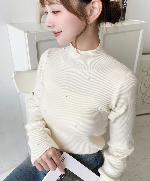 美品♡¥51,700♡Rene パールニットプルオーバー(モカ) ◇フェイクパ－ル付きふわふわニットプルオーバー（ニット
