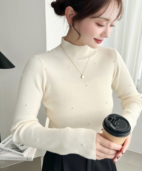 リリー✨新品未使用✨パール  ハイネック ニット❤️ moment+ ニット セーター パールハイネックリブニットプルオーバー