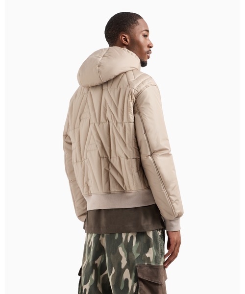 AX アルマーニ エクスチェンジ AXロゴ リバーシブルパファーブルゾン L