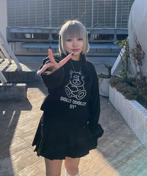 ★OY★STONE DOLLY CROPPED CREWNECK - BLACK★正規品/直送料込 OY トレーナー スウェット 「OY/オーワイ」 STONE DOLLY CROPPED
