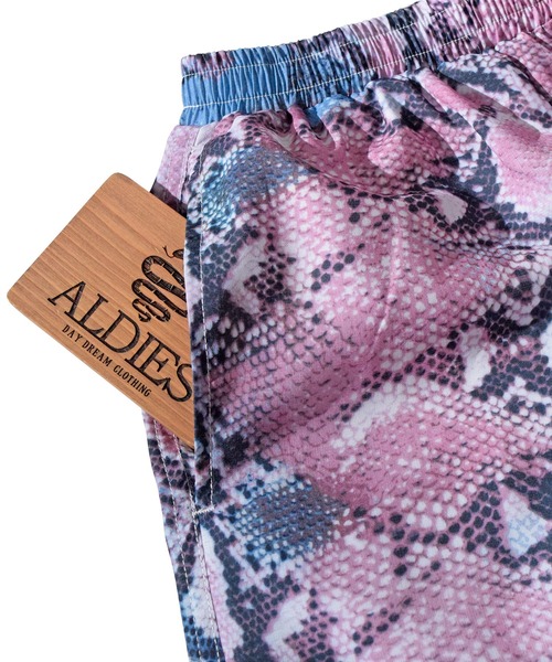 STUSSY python shorts 24 ショーツ　パイソン STUSSY python shorts 24 ショーツ パイソン