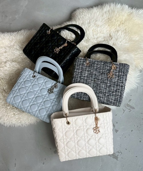 one after another NICE CLAUP ショルダーバッグ バッグ チャーム付き