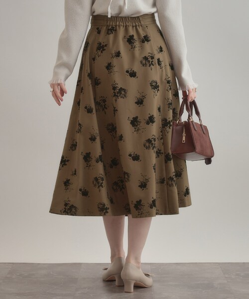 美品 マメクロゴウチフラワーハンドプリントスカート 美品 マメクロゴウチフラワーハンドプリントスカート 美品 マメクロゴ