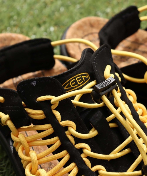 「KEEN」 サンダル 29.0cm イエロー メンズ_画像3