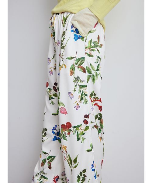 Mila Owen（ミラオーウェン） パンツ ボタニカル柄ウエストゴム