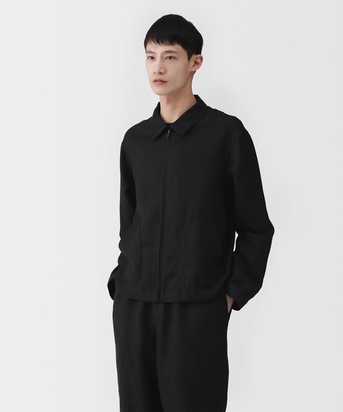 新品未使用品‼️⭐️MUJI labo⭐️ジップアップワークシャツ黒Ⓜ️size MUJI Labo』から、「ジップアップワークシャツ」が新登場。 やわらかな