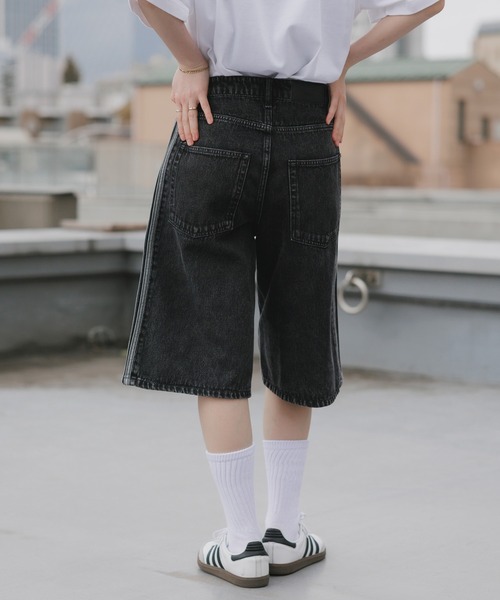 ジーンズ adidas/アディダス サイドラインデニムハーフパンツ ジーパン ジーンズ ショートパンツ ショーツ 2026年春夏 メンズ レディース