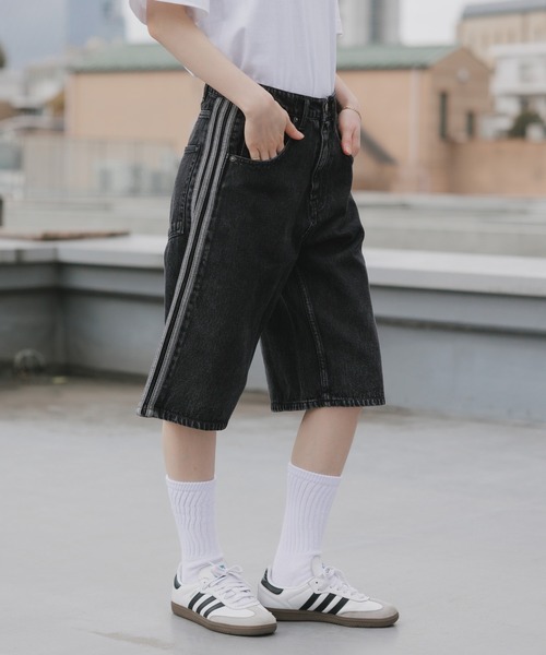 【4/22までTIME SALE】adidas ブラック デニム　ハーフパンツ adidas（アディダス） ジーンズ サイドラインデニムハーフパンツ