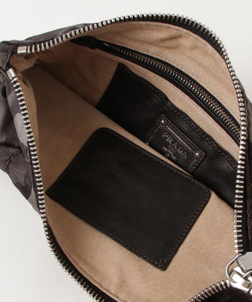 PRADA（プラダ） クラッチバッグ - グリーン レディース : ZOZOTOWN