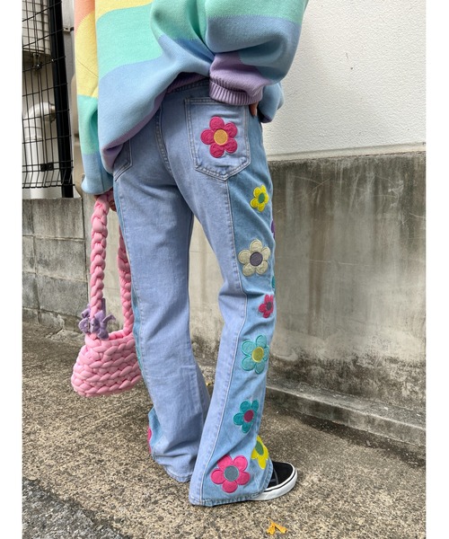 パンツ デニム ジーンズ フラワーワッペンデニムパンツ5,499円 パンツ デニム ジーンズ フラワーワッペンデニムパンツ5,499円
