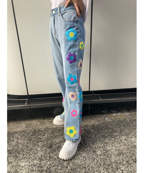 パンツ デニム ジーンズ フラワーワッペンデニムパンツ|ZOZOTOWN |02