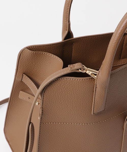 Reformation リフォーメーション シエナ トップ ハンドル トート トートバッグ 「再入荷」ベルト付ステッチトートバッグ