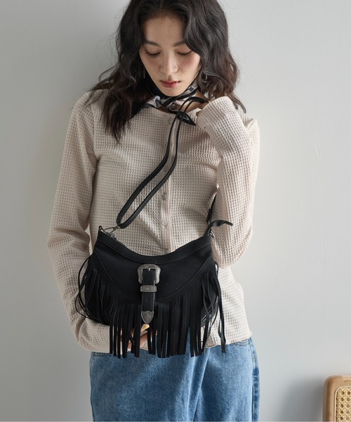 【新品】ショルダーバッグ　スエード　モロッコ スエード ショルダーバッグ 2VH188_2C4S_F0201_V_DOO(M253Y075