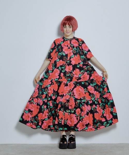 moya様 フラワープリント ティアードワンピース manana suerte ワンピース フラワープリントティアード