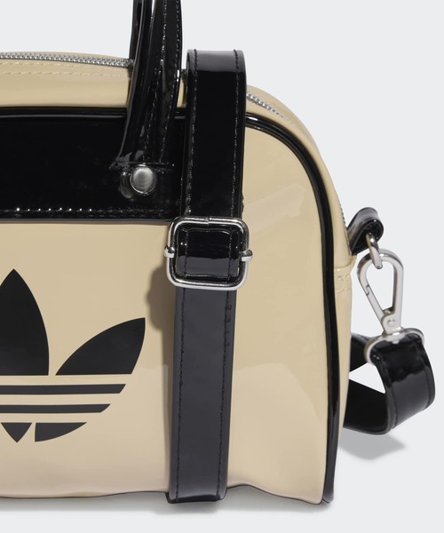 アディダス　アディカラー　ミニボウリングバッグ　ブラック adidas（アディダス） ショルダーバッグ アディカラー ミニボウリング