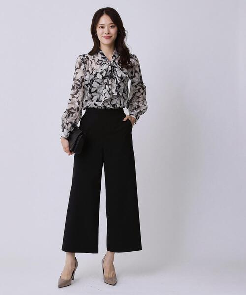 ✨美品✨ グッチ ブラウス ボウタイ 42 Lサイズ リボン シャツ 花柄 ✨美品✨ グッチ ブラウス ボウタイ 42 Lサイズ リボン シャツ 花柄