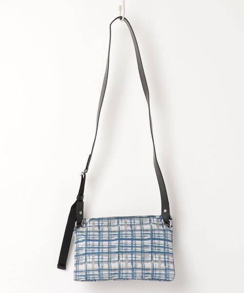 FURLA（フルラ） チェック柄ショルダーバッグ - ブルー レディース