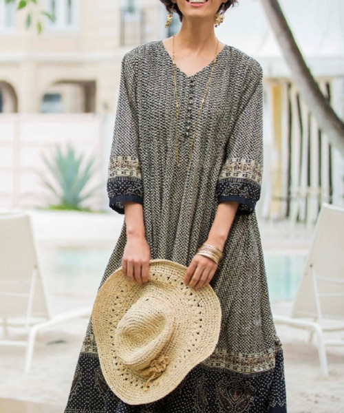 BELLUNA ワンピース 綿100％ピンタックデザインプリントワンピース