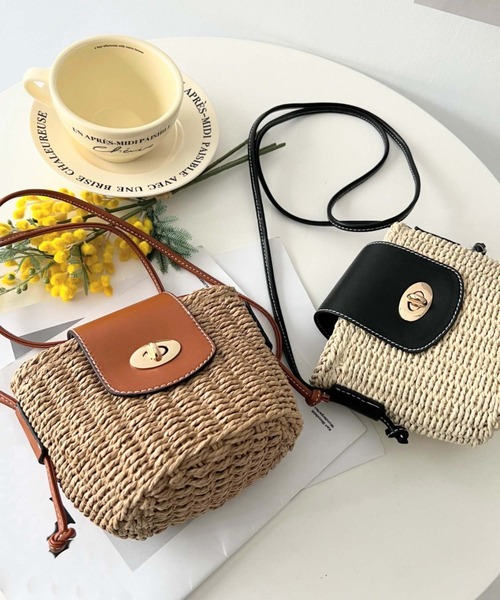 ❤️今季　カゴバック　美品❤️ moment+ かごバッグ カゴバッグ フラワー刺繍かごバッグ