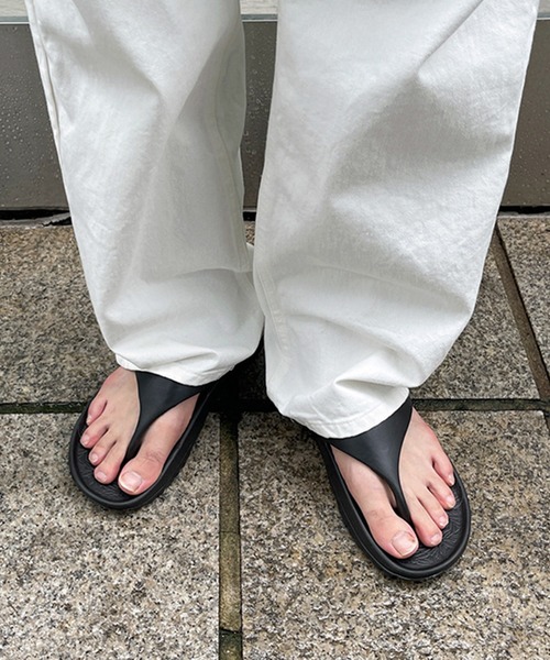 shopnikoniko サンダル トングサンダル フラット ボリューム