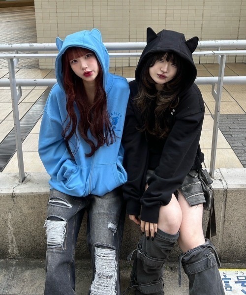 OY パーカー 「OY/オーワイ」 PLAYFUL ODOLLY EAR HOODIE ZIP UP