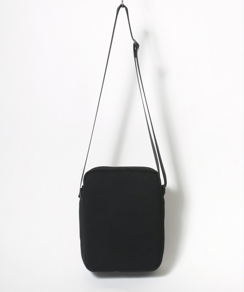 ベティ・ブープ刺繍ショルダーバッグ BETTY BOOP ショルダーバッグ バッグ BOOP（ベティー ブープ