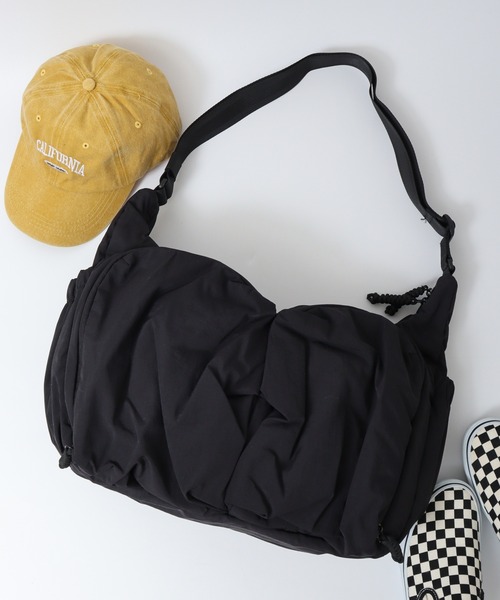 WILD THINGS（ワイルドシングス） ショルダーバッグ WILD THINGS PUFF