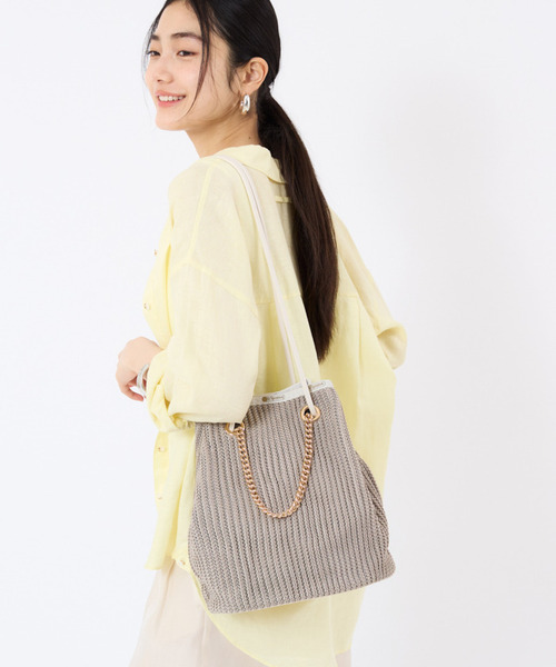 LeSportsac トートバッグ CHAIN CROCHET MED BUCKET ベージュクロシェ 
