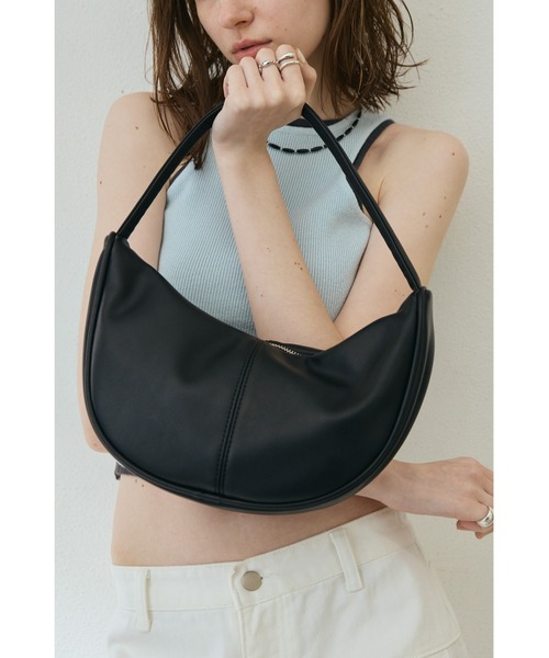 極美品　ロンシャン ワンショルダーバッグ ハーフムーン レザー ブラック un/neu ショルダーバッグ バッグ ハーフムーンワンショルダーバッグ