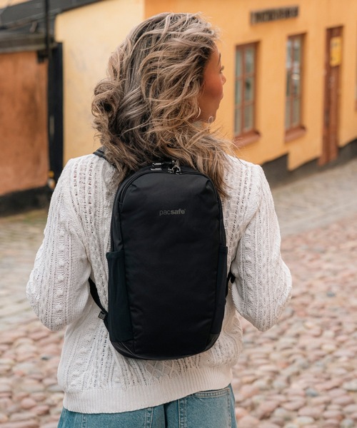 デイバック リュック pacsafe/パックセーフ V 12L Tech backpack/テックバックパック メンズ レディース
