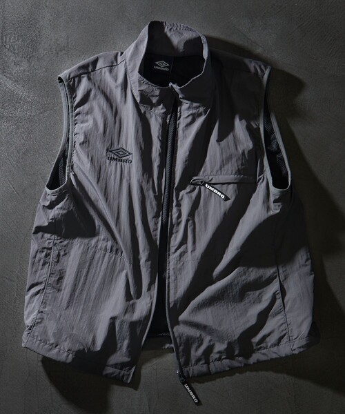 umbro（アンブロ） ベスト LARGE チャコールグレー メンズ : ZOZOTOWN