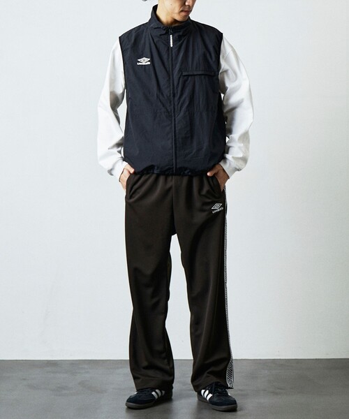 umbro（アンブロ） ベスト LARGE チャコールグレー メンズ : ZOZOTOWN